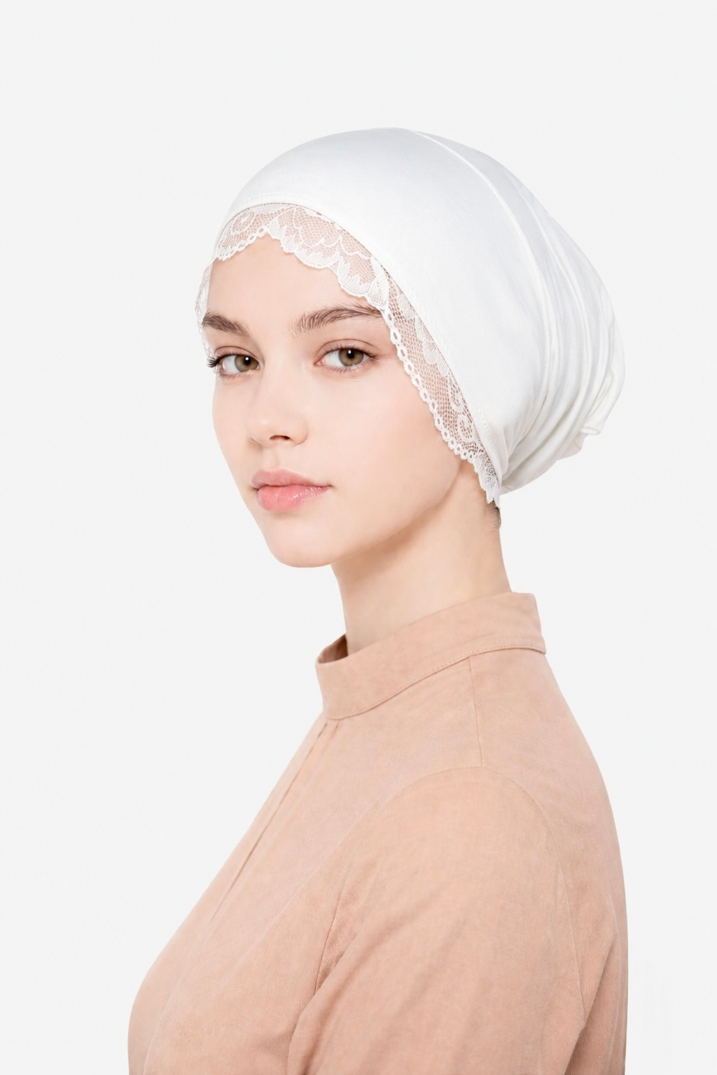 Le Bonnet Signature - Édition Dentelle Blanche